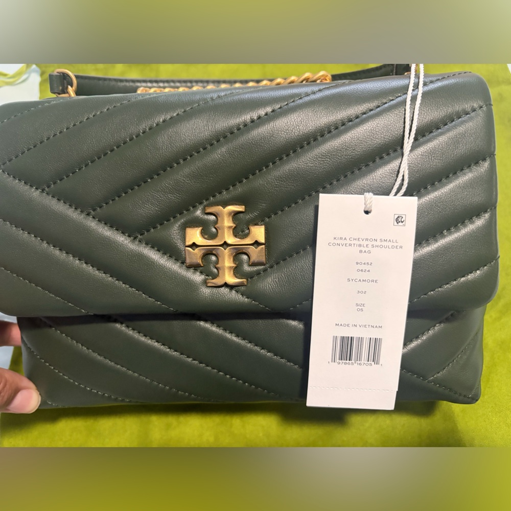 Tory Burch Quilted Kira Chevron Shoulder Bag in Olive Green with Gold Hardware - Picture 12 of 14